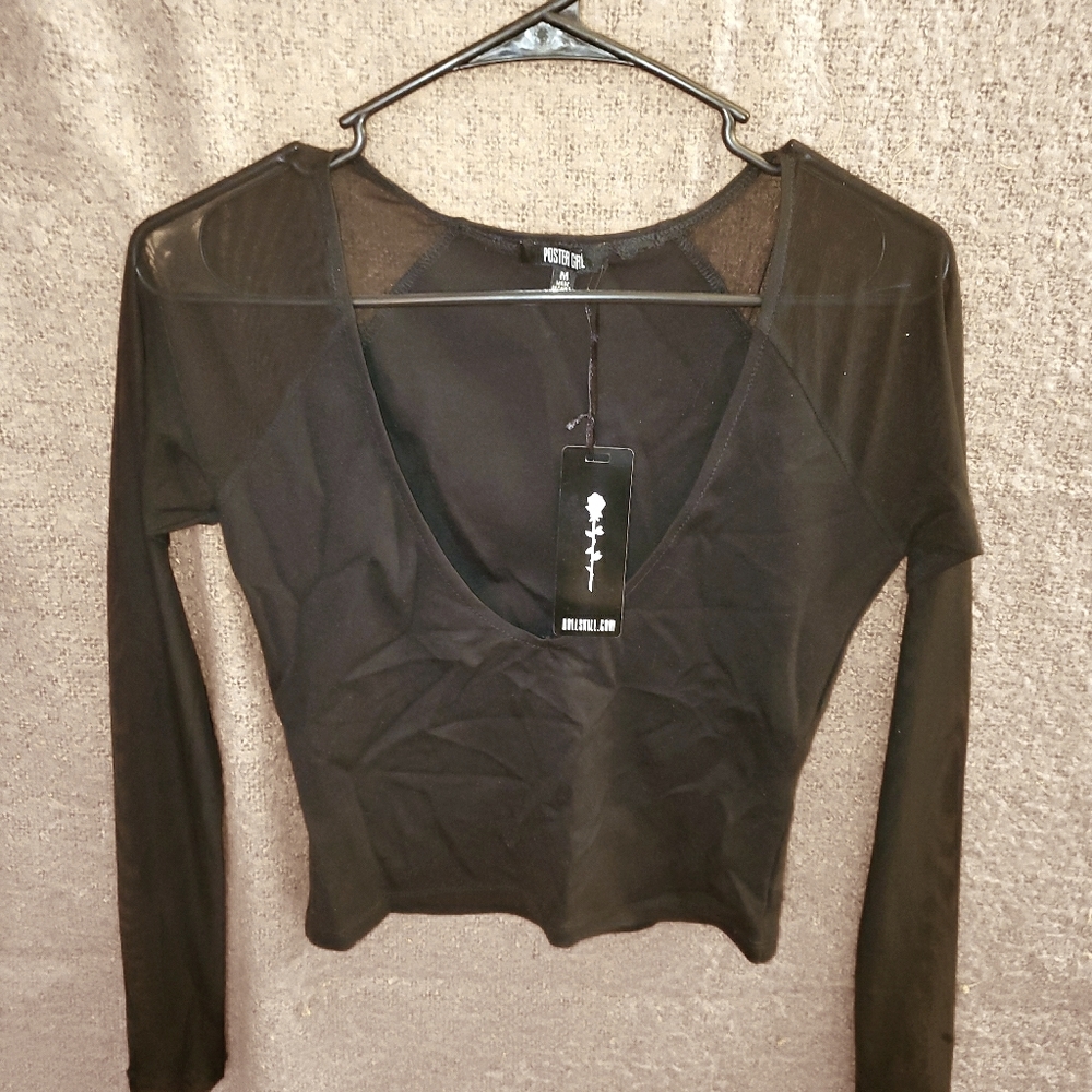 Black crop top with 2 free tank tops